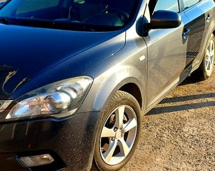 Серый Киа Сид, объемом двигателя 1.6 л и пробегом 0 тыс. км за 6500 $, фото 1 на Automoto.ua