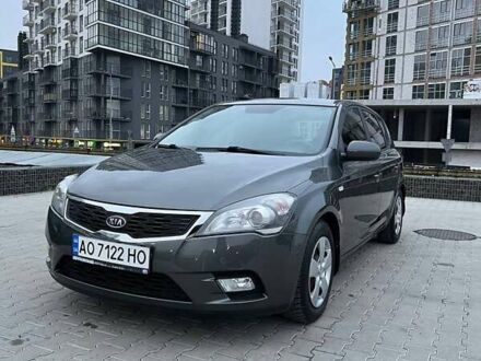 Сірий Кіа Сід, об'ємом двигуна 1.59 л та пробігом 205 тис. км за 6400 $, фото 1 на Automoto.ua