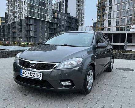 Сірий Кіа Сід, об'ємом двигуна 1.59 л та пробігом 205 тис. км за 6400 $, фото 1 на Automoto.ua