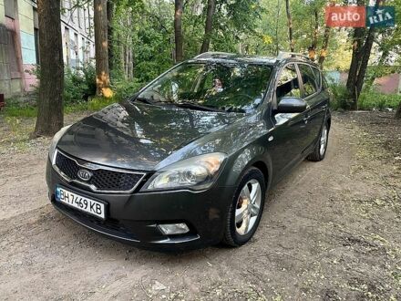 Сірий Кіа Сід, об'ємом двигуна 1.6 л та пробігом 260 тис. км за 6900 $, фото 1 на Automoto.ua