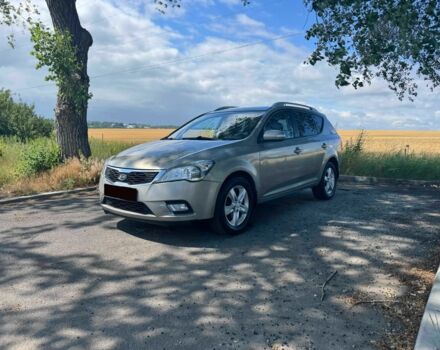 Серый Киа Сид, объемом двигателя 1.6 л и пробегом 238 тыс. км за 7550 $, фото 1 на Automoto.ua