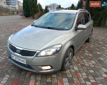 Сірий Кіа Сід, об'ємом двигуна 1.6 л та пробігом 197 тис. км за 6900 $, фото 1 на Automoto.ua