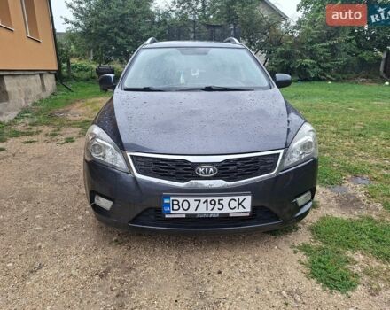 Сірий Кіа Сід, об'ємом двигуна 1.4 л та пробігом 230 тис. км за 3499 $, фото 1 на Automoto.ua