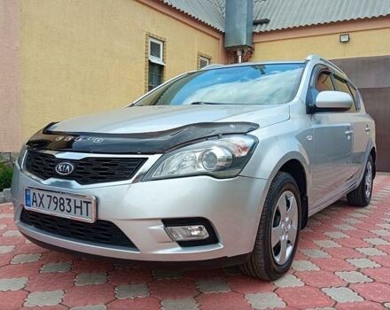 Сірий Кіа Сід, об'ємом двигуна 1.6 л та пробігом 167 тис. км за 3200 $, фото 1 на Automoto.ua