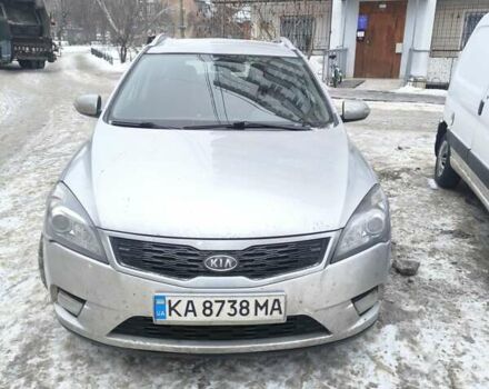 Серый Киа Сид, объемом двигателя 1.59 л и пробегом 145 тыс. км за 8500 $, фото 1 на Automoto.ua