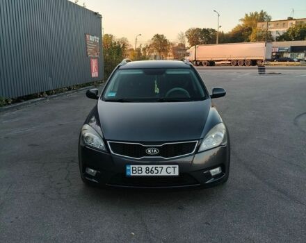 Серый Киа Сид, объемом двигателя 1.6 л и пробегом 282 тыс. км за 7600 $, фото 1 на Automoto.ua