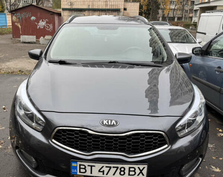 Сірий Кіа Сід, об'ємом двигуна 1.59 л та пробігом 160 тис. км за 9700 $, фото 1 на Automoto.ua