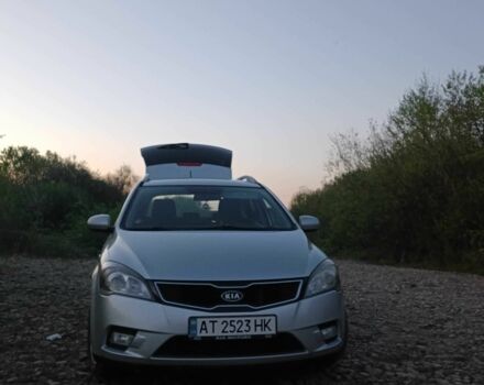 Серый Киа Сид, объемом двигателя 1.6 л и пробегом 236 тыс. км за 6000 $, фото 1 на Automoto.ua