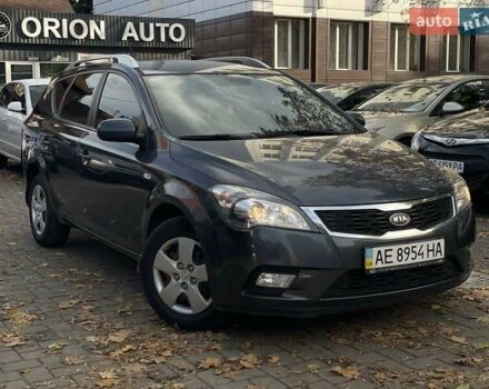 Кіа Сід 2012 у Дніпро (Дніпропетровську) на Automoto.ua Сірий Кіа Сід, об'ємом двигуна 1.6 л та пробігом 240 тис. км за 7600 $, фото 1 на Automoto.ua