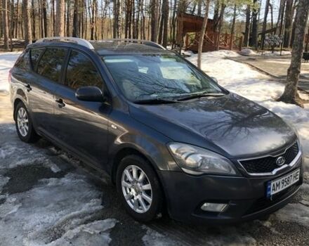 Сірий Кіа Сід, об'ємом двигуна 1.58 л та пробігом 525 тис. км за 5500 $, фото 1 на Automoto.ua