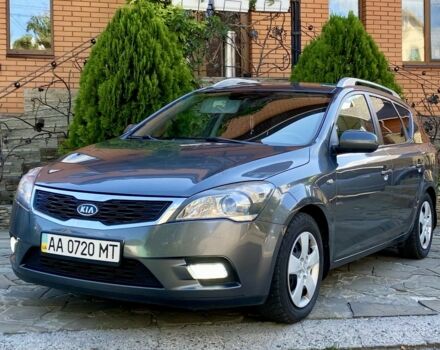 Серый Киа Сид, объемом двигателя 1.6 л и пробегом 189 тыс. км за 6000 $, фото 1 на Automoto.ua