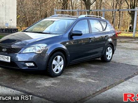 Серый Киа Сид, объемом двигателя 1.6 л и пробегом 48 тыс. км за 8300 $, фото 1 на Automoto.ua