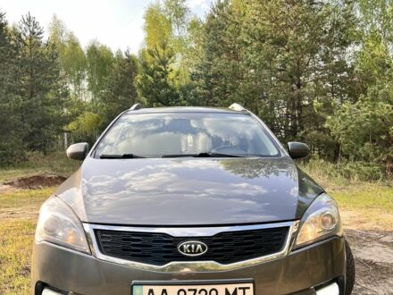 Кіа Сід 2012 у Нежине на Automoto.ua Сірий Кіа Сід, об'ємом двигуна 1.6 л та пробігом 195 тис. км за 6500 $, фото 1 на Automoto.ua