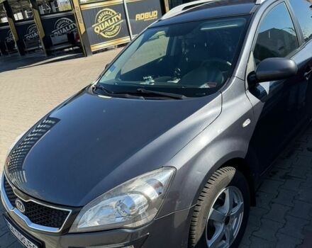 Серый Киа Сид, объемом двигателя 1.6 л и пробегом 309 тыс. км за 6500 $, фото 1 на Automoto.ua