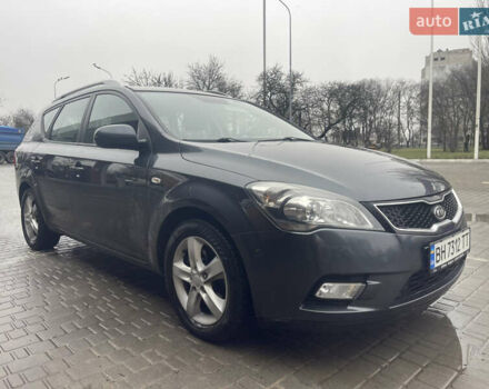 Сірий Кіа Сід, об'ємом двигуна 1.58 л та пробігом 225 тис. км за 7999 $, фото 1 на Automoto.ua