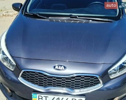 Серый Киа Сид, объемом двигателя 1.6 л и пробегом 148 тыс. км за 10000 $, фото 1 на Automoto.ua