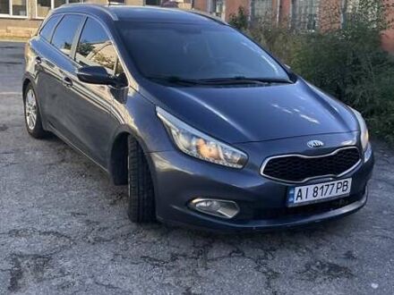 Киа Сид 2013 в Белой Церкве на Automoto.ua Серый Киа Сид, объемом двигателя 1.58 л и пробегом 257 тыс. км за 8900 $, фото 1 на Automoto.ua
