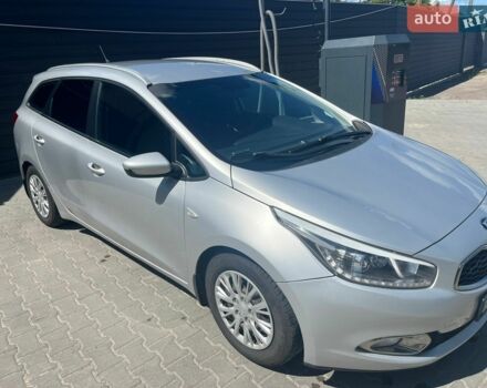 Сірий Кіа Сід, об'ємом двигуна 1.58 л та пробігом 273 тис. км за 8600 $, фото 1 на Automoto.ua