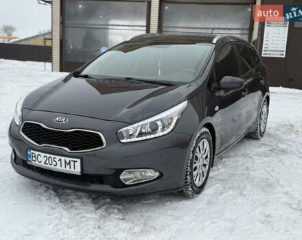 Серый Киа Сид, объемом двигателя 1.58 л и пробегом 240 тыс. км за 7700 $, фото 1 на Automoto.ua