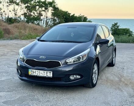 Серый Киа Сид, объемом двигателя 1.6 л и пробегом 150 тыс. км за 10500 $, фото 1 на Automoto.ua
