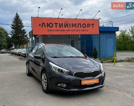 Серый Киа Сид, объемом двигателя 1.6 л и пробегом 229 тыс. км за 10400 $, фото 1 на Automoto.ua