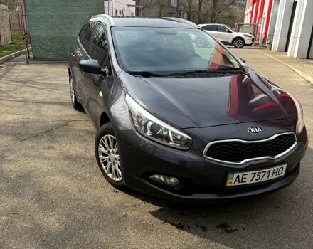 Серый Киа Сид, объемом двигателя 1.6 л и пробегом 205 тыс. км за 9900 $, фото 1 на Automoto.ua