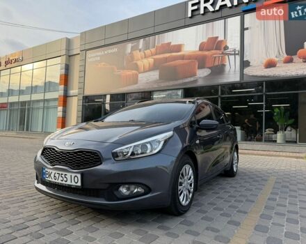Серый Киа Сид, объемом двигателя 1.58 л и пробегом 107 тыс. км за 11500 $, фото 1 на Automoto.ua