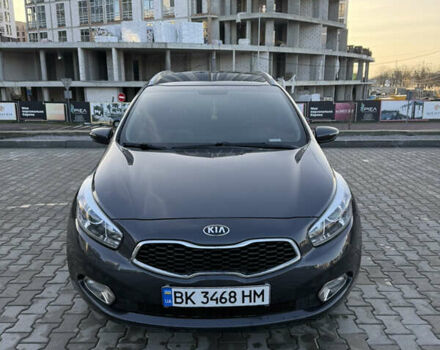 Серый Киа Сид, объемом двигателя 1.6 л и пробегом 230 тыс. км за 9800 $, фото 1 на Automoto.ua