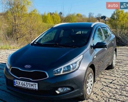 Серый Киа Сид, объемом двигателя 1.58 л и пробегом 240 тыс. км за 10800 $, фото 1 на Automoto.ua