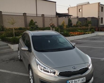 Серый Киа Сид, объемом двигателя 1.6 л и пробегом 181 тыс. км за 11750 $, фото 1 на Automoto.ua