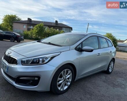Серый Киа Сид, объемом двигателя 1.6 л и пробегом 192 тыс. км за 9900 $, фото 1 на Automoto.ua