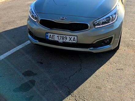 Кіа Сід 2016 у Дніпро (Дніпропетровську) на Automoto.ua Сірий Кіа Сід, об'ємом двигуна 1.6 л та пробігом 122 тис. км за 12200 $, фото 1 на Automoto.ua