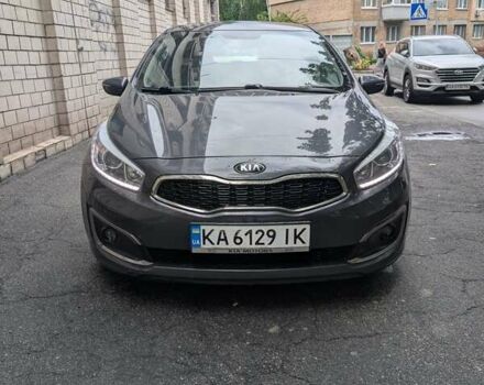 Серый Киа Сид, объемом двигателя 1.59 л и пробегом 129 тыс. км за 12000 $, фото 1 на Automoto.ua