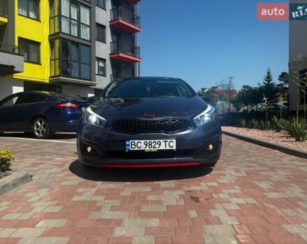 Сірий Кіа Сід, об'ємом двигуна 1.59 л та пробігом 96 тис. км за 13300 $, фото 1 на Automoto.ua