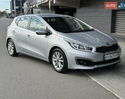 Киа Сид 2017 в Киеве на Automoto.ua Серый Киа Сид, объемом двигателя 1.6 л и пробегом 95 тыс. км за 14500 $, фото 1 на Automoto.ua