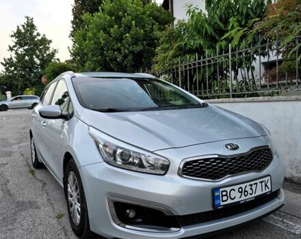 Серый Киа Сид, объемом двигателя 1.4 л и пробегом 268 тыс. км за 12793 $, фото 1 на Automoto.ua