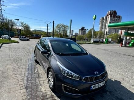 Серый Киа Сид, объемом двигателя 1.59 л и пробегом 106 тыс. км за 12600 $, фото 1 на Automoto.ua