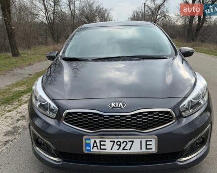 Серый Киа Сид, объемом двигателя 1.58 л и пробегом 70 тыс. км за 15000 $, фото 1 на Automoto.ua