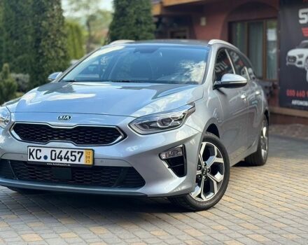 Серый Киа Сид, объемом двигателя 1.4 л и пробегом 221 тыс. км за 12800 $, фото 1 на Automoto.ua