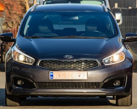 Серый Киа Сид, объемом двигателя 1.6 л и пробегом 130 тыс. км за 11200 $, фото 1 на Automoto.ua