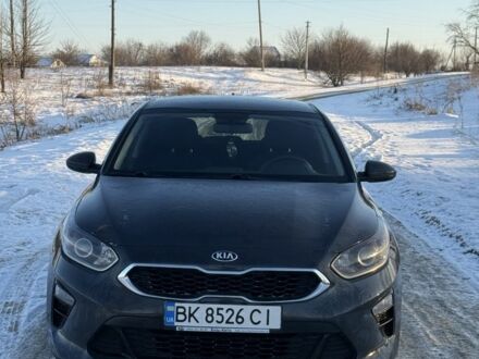 Серый Киа Сид, объемом двигателя 1.4 л и пробегом 89 тыс. км за 12000 $, фото 1 на Automoto.ua