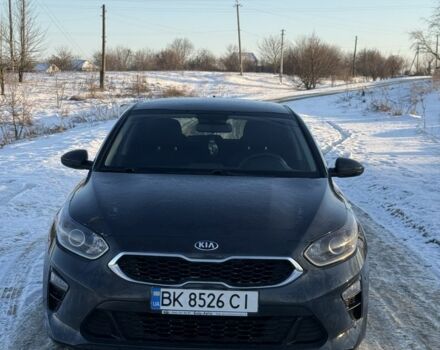 Серый Киа Сид, объемом двигателя 1.4 л и пробегом 89 тыс. км за 12000 $, фото 1 на Automoto.ua