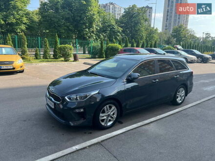 Киа Сид 2020 в Киеве на Automoto.ua Серый Киа Сид, объемом двигателя 1.59 л и пробегом 49 тыс. км за 19000 $, фото 1 на Automoto.ua