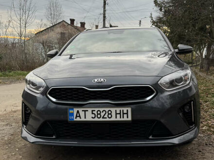Сірий Кіа Сід, об'ємом двигуна 1.6 л та пробігом 145 тис. км за 15999 $, фото 1 на Automoto.ua