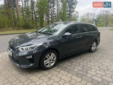 Киа Сид 2020 в Хмельницком на Automoto.ua Серый Киа Сид, объемом двигателя 1.6 л и пробегом 150 тыс. км за 14999 $, фото 1 на Automoto.ua