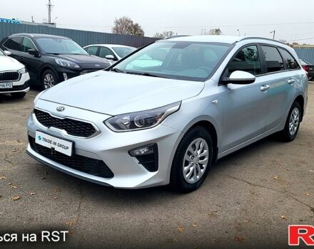 Сірий Кіа Сід, об'ємом двигуна 1.6 л та пробігом 198 тис. км за 13500 $, фото 1 на Automoto.ua