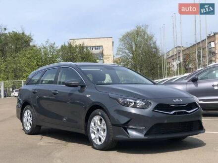 Киа Сид 2023 в Сарнах на Automoto.ua Серый Киа Сид, объемом двигателя 1.59 л и пробегом 11 тыс. км за 19999 $, фото 1 на Automoto.ua