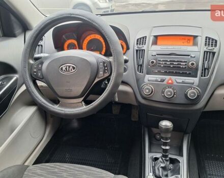 Синий Киа Сид, объемом двигателя 1.4 л и пробегом 117 тыс. км за 5750 $, фото 16 на Automoto.ua