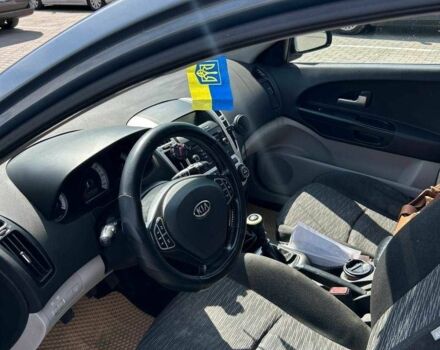 Синій Кіа Сід, об'ємом двигуна 1.6 л та пробігом 290 тис. км за 5200 $, фото 5 на Automoto.ua