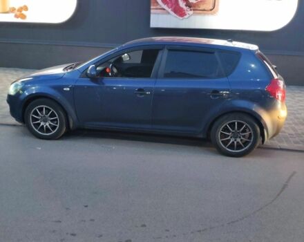 Синий Киа Сид, объемом двигателя 1.6 л и пробегом 400 тыс. км за 3199 $, фото 1 на Automoto.ua
